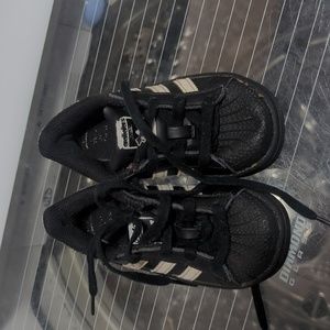 Pre-Loved Black Adidas Sneakers with White Stripes